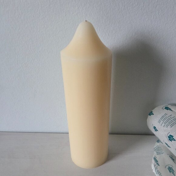Vintage Retired PartyLite Gardenia White Bell Top Pillar Candle S3910 New OpenBX - Picture 2 of 11